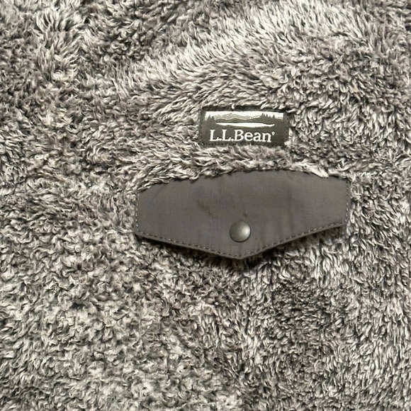 L.L.Bean Womens Size L Grey Hi-Pile Fleece Quarter Snap Button Plush Pullover - Picture 3 of 5